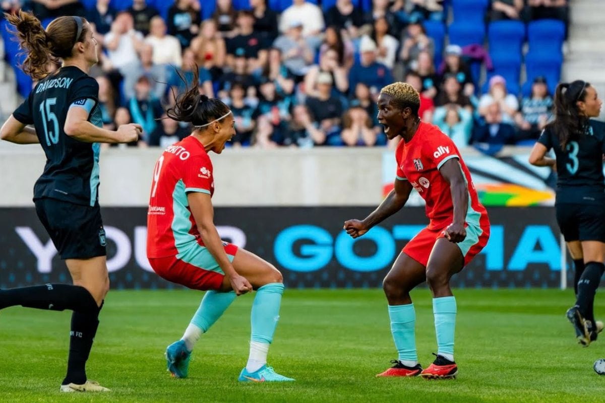 14 NWSL Thoughts: Barbra Banda dominates, Portland roar back & more