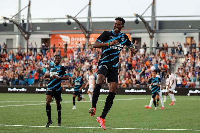 Hadji Barry’s record transfer shows growing international respect for USL stars