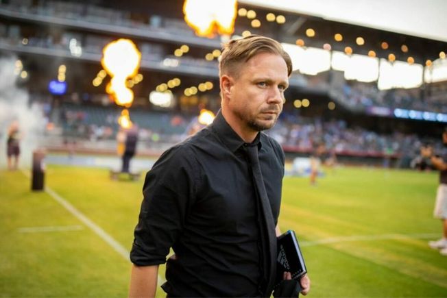 What’s wrong with Mark Lowry’s Indy Eleven?